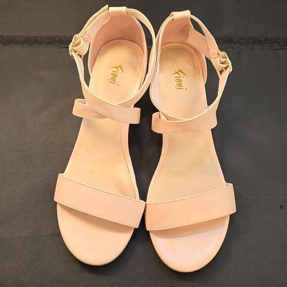 FIONI WOMEN'S CASUAL CRISS-CROSS ANKLE STRAP LOW WEDGE SANDALS G1 - Picture 2 of 15